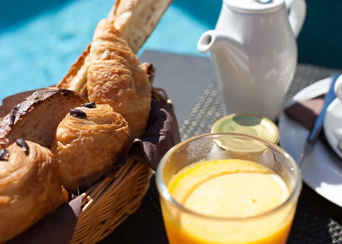 Cosy, & 5* Saint-Tropez