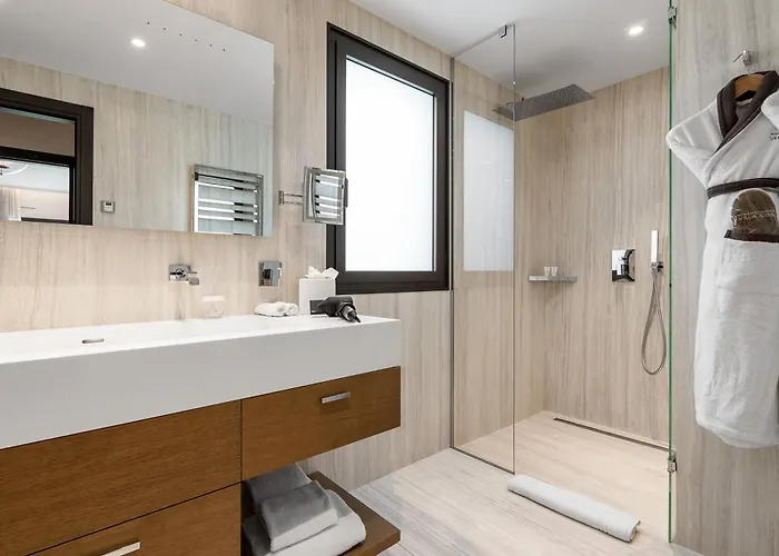 Cosy, & Hotel Saint-Tropez