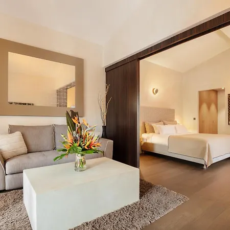 Cosy, & Hotel 5*