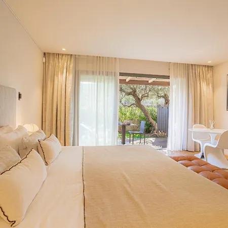 Hotel Cosy, & 5*
