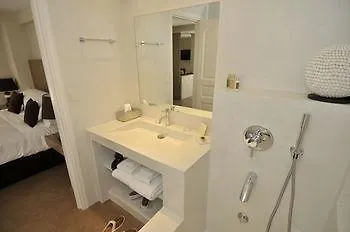 Cosy, & 5*