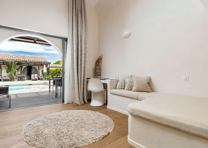 호텔 Cosy, & 쎙뜨호뻬